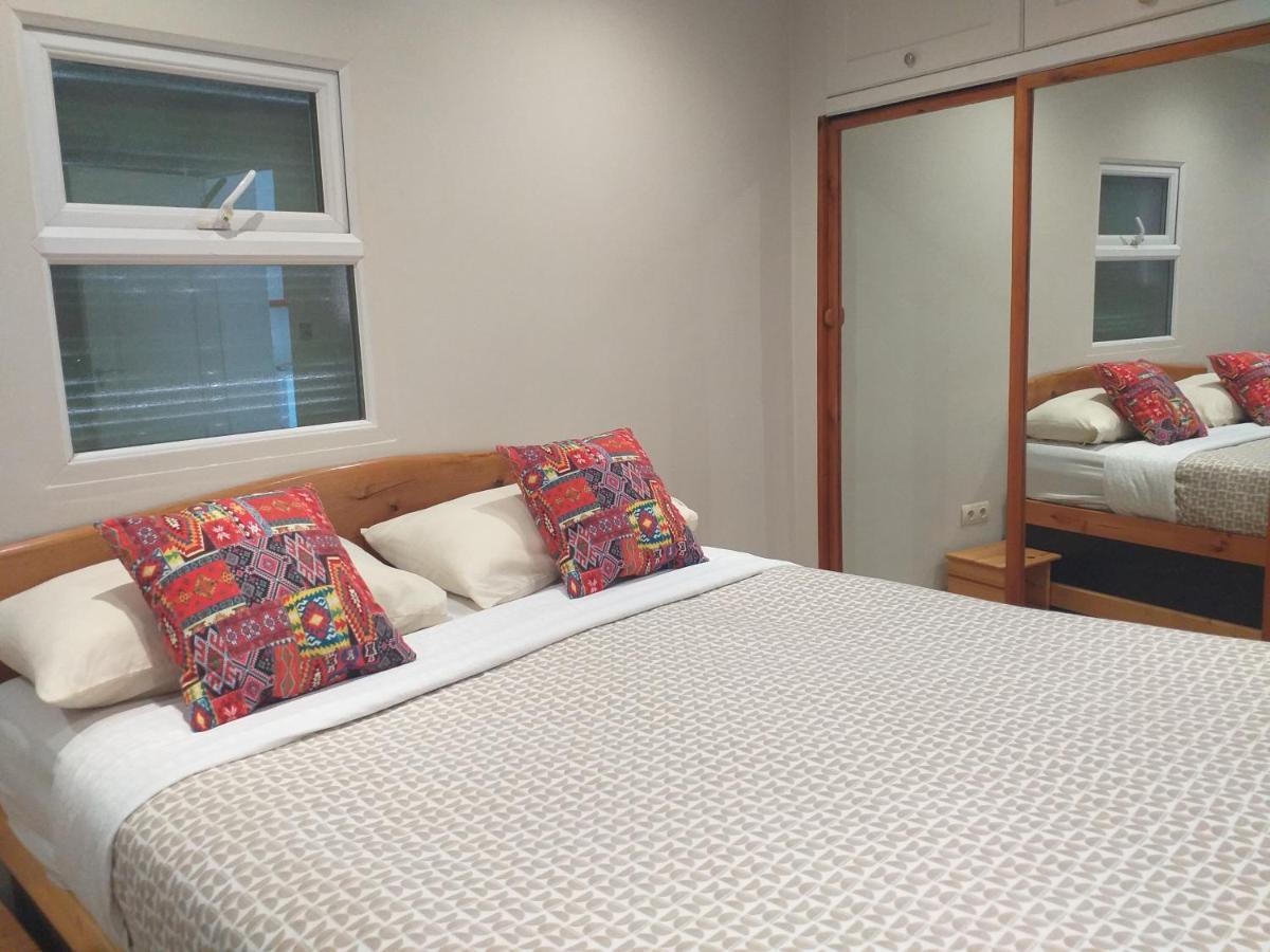Malaga Ensuites City Centre Extérieur photo